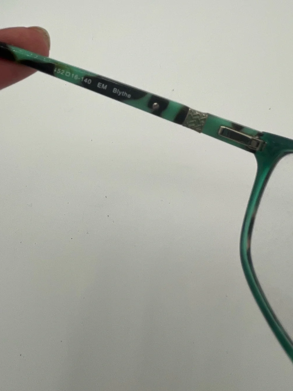 Lilly Pulitzer Eyeglasses with Pink Case